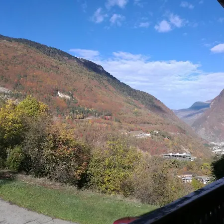 Chalet Les Lurins *