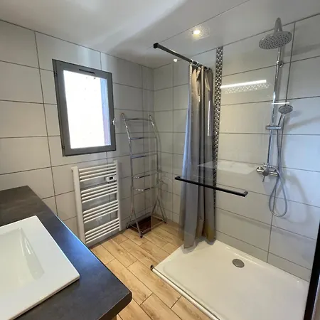 Les Lurins Chalet *